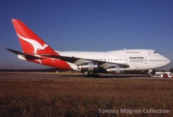 VH-EAA 747SP Qantas