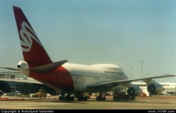 VH-EAA 747SP Australia Asia