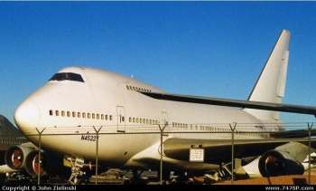 N4522V 747SP